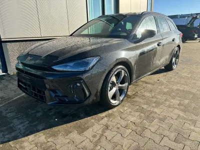 Neu Cupra Leon Basis 150 PS (110 kW) 2026 Kombi