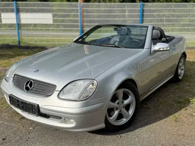 Gebraucht Mercedes SLK200 163 PS (119 kW) 2003 Silber Cabrio