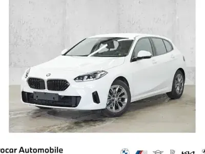 Usata BMW 120 Shadowline 170 CV (125 kW) 2025 Bianco Utilitaria