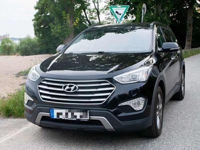 Hyundai Grand Santa Fe
