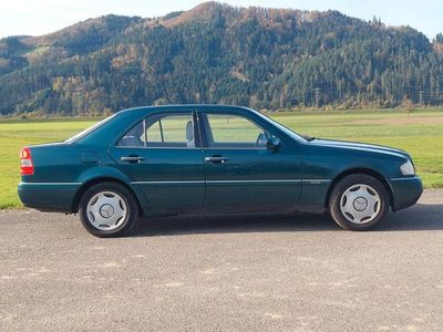 Mercedes C180