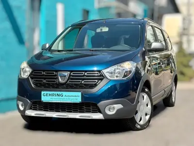 Używany Dacia Lodgy Stepway 116 KM (85 kW) 2018 Niebieski Minivan