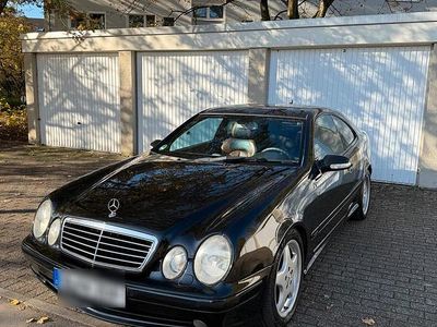 Schwarz Gebraucht 2002 Mercedes CLK320 AMG Coupé | 7.500 € (Teuer)