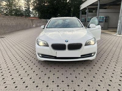 Gebraucht BMW 525 218 PS (160 kW) 2012 Weiß Kombi