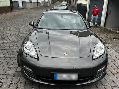 Porsche Panamera 4S