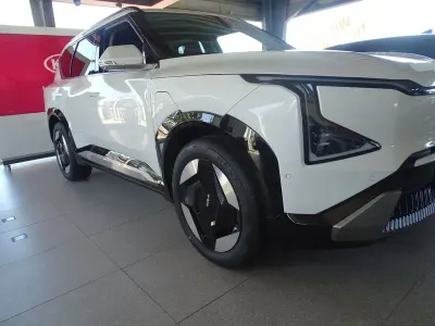 Ny Kia EV5 Earth 160 kW (218 HK) 2026 Hvid SUV
