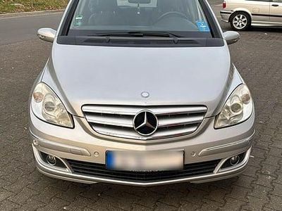 Gebraucht Mercedes B170 116 PS (85 kW) 2005 Silber Van / Kleinbus