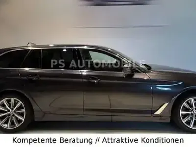 Gebraucht BMW 520 Luxury Line 190 PS (139 kW) 2021 Grau Limousine
