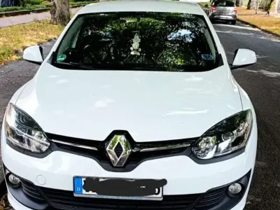 Gebraucht Renault Mégane III Authentique 110 PS (80 kW) 2015 Kleinwagen