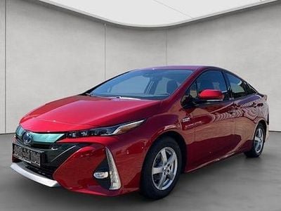 Gebraucht Toyota Prius Plug-in Hybrid Comfort 122 PS (89 kW) 2019 Rot Kleinwagen