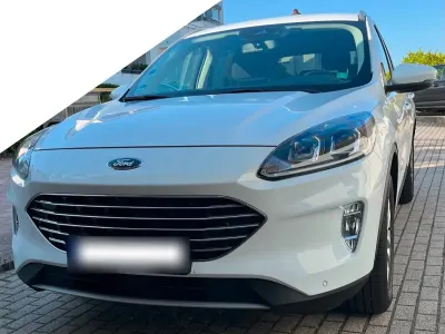 Gebraucht Ford Kuga Titanium 190 PS (139 kW) 2020 Weiß SUV
