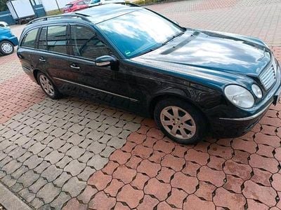 Gebraucht Mercedes E280 190 PS (139 kW) 2006 Schwarz Kombi