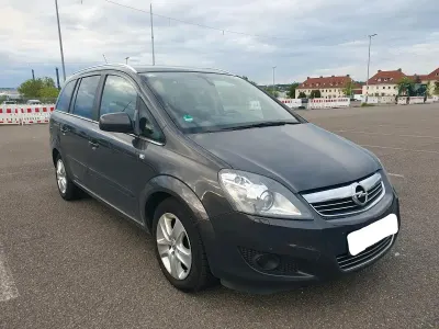 Używany Opel Zafira 140 KM (102 kW) 2012 Brązowy Minivan