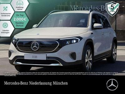 Weiß Gebraucht 2022 Mercedes EQB250 Progressive SUV | 28.490 € (Fairer Preis)