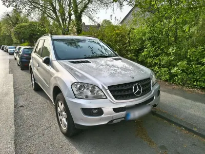 Gebraucht Mercedes ML280 210 PS (154 kW) 2007 Silber SUV