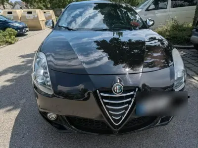 Gebraucht Alfa Romeo Giulietta 104 PS (76 kW) 2014 Andere farben Kleinwagen