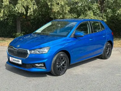 Neu Skoda 105 95 PS (69 kW) 2026 Blau Limousine