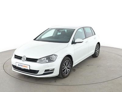 Weiß Gebraucht 2016 VW Golf VII Allstar Limousine | 14.780 € (Fairer Preis)