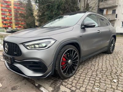 Mercedes GLA45 AMG