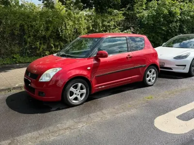 Gebraucht Suzuki Swift 92 PS (67 kW) 2007 Rot Kleinwagen