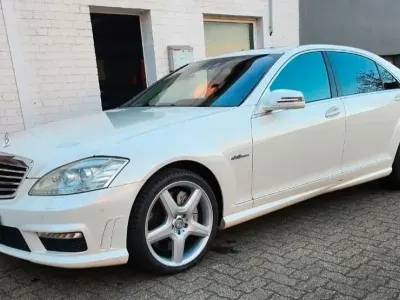 Gebraucht Mercedes S63 AMG AMG 525 PS (386 kW) 2010 Weiß Limousine