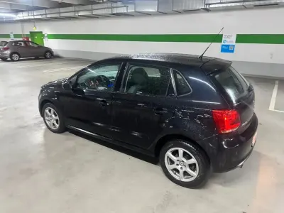 Gebraucht VW Polo Comfortline 86 PS (63 kW) 2009 Schwarz Kleinwagen