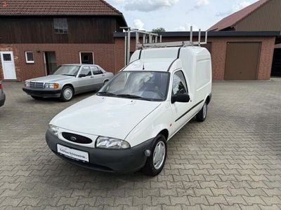 Ford Courier