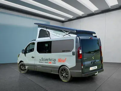 Gebraucht Renault Trafic 170 PS (125 kW) 2024 Grau Van / Kleinbus