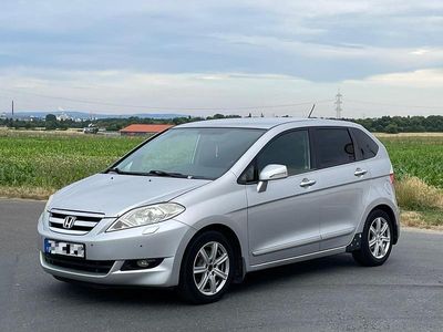 Honda FR-V