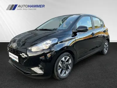 Gebraucht Hyundai i10 Trend 63 PS (46 kW) 2025 Phantom black / min Kleinwagen