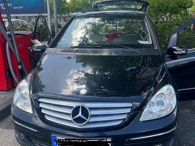 Mercedes B150