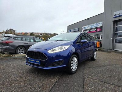 Gebraucht Ford Fiesta Trend 101 PS (74 kW) 2016 Blau Limousine
