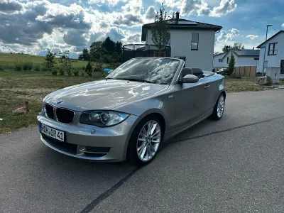 Gebraucht BMW 123 Cabriolet 204 PS (150 kW) 2009 Silber Cabrio