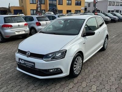 Gebraucht VW Polo 90 PS (66 kW) 2015 Weiß Kleinwagen