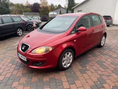 Gebraucht Seat Altea Stylance 160 PS (117 kW) 2008 Rot Limousine