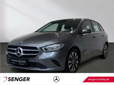 Gebraucht Mercedes B250e Style 160 PS (117 kW) 2022 Mountaingrau Kleinwagen
