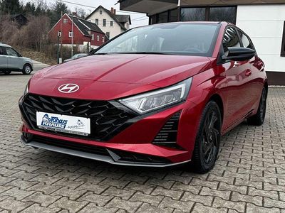 Nuova Hyundai i20 Blackline 90 CV (66 kW) 2026 Rosso Utilitaria