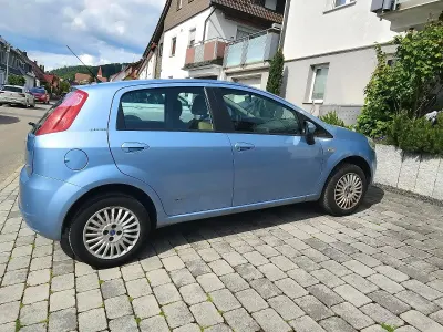 Gebraucht Fiat Grande Punto 65 PS (47 kW) 2006 Blau Kleinwagen