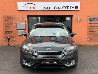 Używany Ford Focus Titanium 125 KM (91 kW) 2015 Szary Sedan/Limuzyna