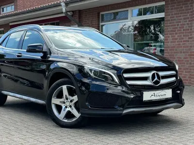 Gebraucht Mercedes GLA180 AMG 122 PS (89 kW) 2016 Schwarz SUV
