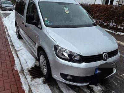 Gebraucht VW Caddy Maxi 102 PS (75 kW) 2010 Silber Van / Kleinbus
