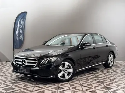 Gebraucht Mercedes E250 211 PS (155 kW) 2016 Schwarz Limousine