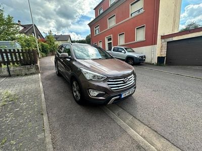 Hyundai Grand Santa Fe