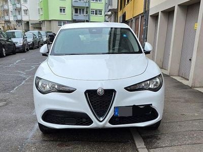 Gebraucht Alfa Romeo Stelvio Executive 209 PS (153 kW) 2018 Weiß SUV