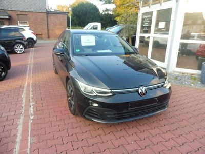 Schwarz Gebraucht 2020 VW Golf VIII United Limousine | 19.990 € (Fairer Preis)