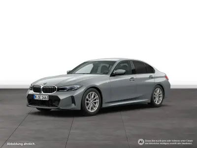 Gebraucht BMW 330 M Sport 258 PS (189 kW) 2026 Grau Limousine