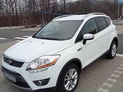 Gebraucht Ford Kuga Titanium 163 PS (119 kW) 2012 Weiß SUV