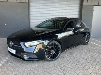 Gebraucht Mercedes A180 AMG 116 PS (85 kW) 2018 Schwarz Limousine
