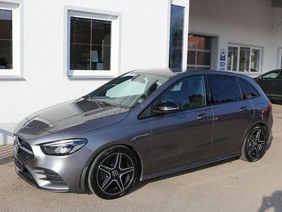 Gebraucht Mercedes B200 AMG line 163 PS (119 kW) 2019 Grau Van / Kleinbus