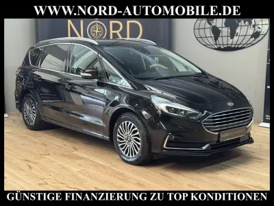 Gebraucht Ford S-MAX Titanium 190 PS (139 kW) 2022 Schwarz Van / Kleinbus